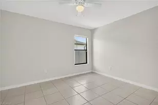 908 SE 6th Ct, Cape Coral, FL 33990 - Photo 11