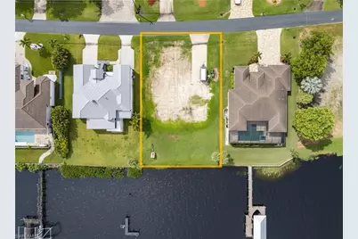 2053 Club House Rd, North Fort Myers, FL 33917 - Photo 3