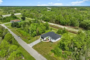 413 Hedgewood St, Lehigh Acres, FL 33974 - Photo 37