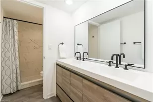 1428 Park Shore Cir, Fort Myers, FL 33901 - Photo 15