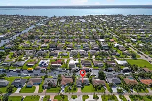 3339 SE 16th Pl, Cape Coral, FL 33904 - Photo 7