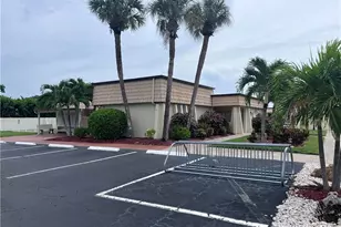 55 Laconia Ct, Fort Myers, FL 33919 - Photo 19