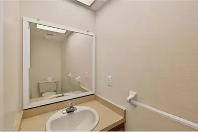 4641 SW Santa Barbara Pl #8, Cape Coral, FL 33914 - Photo 15