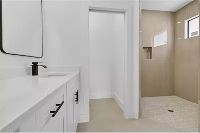 208 Pembroke St, Lehigh Acres, FL 33974 - Photo 17