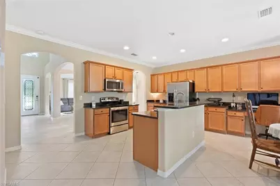 2330 Heydon Cir E, Naples, FL 34120 - Photo 7