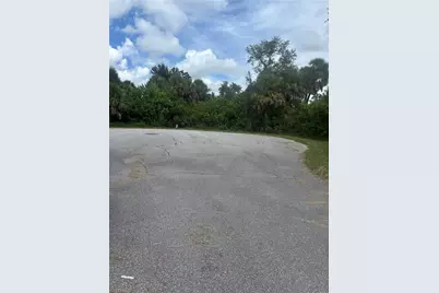 111 Bebb Ct, Rotonda West, FL 33947 - Photo 3