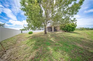 1213 NE 6th Ave, Cape Coral, FL 33909 - Photo 21