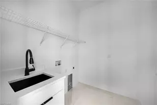 3102 Douglas Ave S, Lehigh Acres, FL 33976 - Photo 9