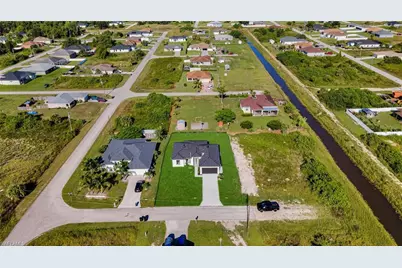 3102 Douglas Ave S, Lehigh Acres, FL 33976 - Photo 37