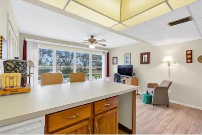 1376 S Brandywine Cir #4, Fort Myers, FL 33919 - Photo 9