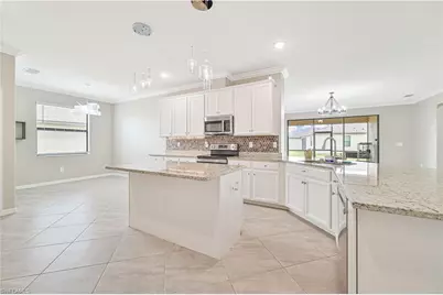 14535 Palamos Cir, Fort Myers, FL 33905 - Photo 9