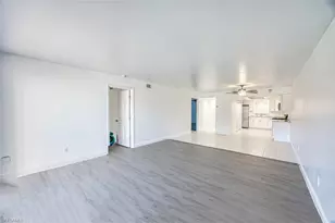 10022 Oxfordshire Ln, Fort Myers, FL 33908 - Photo 11