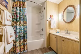 101 Elise Dr, Fort Myers, FL 33908 - Photo 23