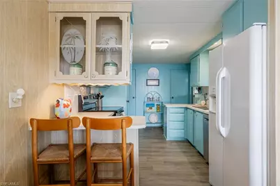 101 Elise Dr, Fort Myers, FL 33908 - Photo 13