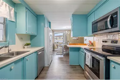 101 Elise Dr, Fort Myers, FL 33908 - Photo 17