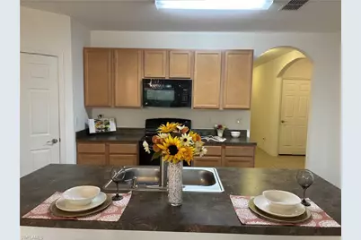 2301 SW 38th Ter, Cape Coral, FL 33914 - Photo 5