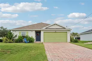 1607 NE 35th Ln, Cape Coral, FL 33909 - Photo 17