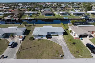 3102 SE 18th Ave, Cape Coral, FL 33904 - Photo 5