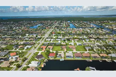 4724 SW 23rd Ave, Cape Coral, FL 33914 - Photo 9