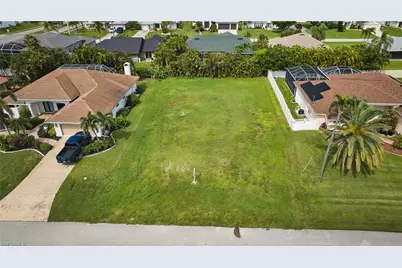 4724 SW 23rd Ave, Cape Coral, FL 33914 - Photo 5