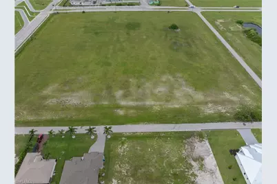 3216 NW 9th St, Cape Coral, FL 33993 - Photo 9