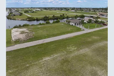 3216 NW 9th St, Cape Coral, FL 33993 - Photo 13