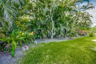 2660 Date St, Saint James City, FL 33956 - Photo 37