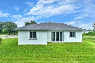 532 Long Island St E, Lehigh Acres, FL 33974 - Photo 35