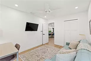 6011 Fountain Way, Fort Myers, FL 33919 - Photo 21