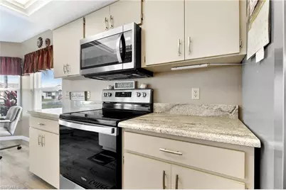 17808 Dracena Cir, North Fort Myers, FL 33917 - Photo 7