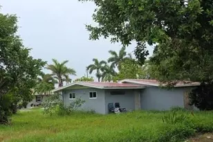 16781 Gina Way, Fort Myers, FL 33908 - Photo 5