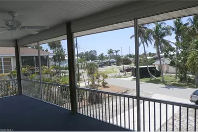 374 Connecticut St, Fort Myers Beach, FL 33931 - Photo 17
