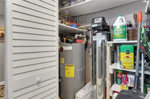 208 Cape Coral Pkwy E, Cape Coral, FL 33904 - Photo 17