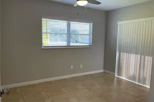 608 SE 46th Ln, Cape Coral, FL 33904 - Photo 7