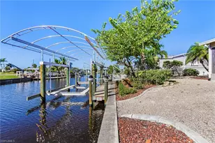 5025 Curlew Dr, Saint James City, FL 33956 - Photo 3