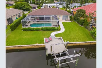 1926 SE 12th Ter, Cape Coral, FL 33990 - Photo 23