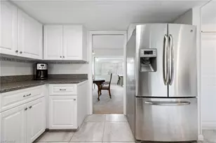 5569 Pendlewood Ln, Fort Myers, FL 33919 - Photo 7