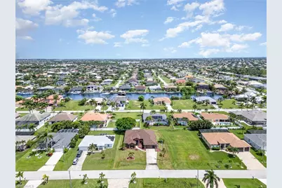 2725 SW 28th Pl, Cape Coral, FL 33914 - Photo 31