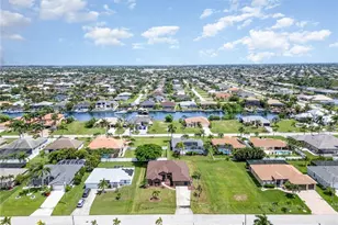 2725 SW 28th Pl, Cape Coral, FL 33914 - Photo 31