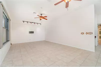 2725 SW 28th Pl, Cape Coral, FL 33914 - Photo 13