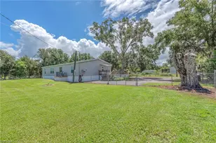 4936 Steve Reeves Ln, Plant City, FL 33565 - Photo 5