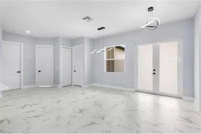 2818 42nd St SW, Lehigh Acres, FL 33976 - Photo 5