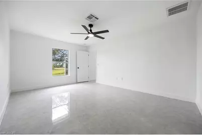 1718 NE 40th Ln, Cape Coral, FL 33909 - Photo 21