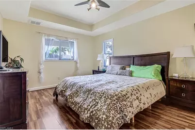 930 SW 37th Ter, Cape Coral, FL 33914 - Photo 19