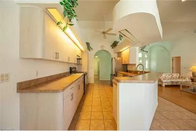 3902 SE 13th Ave, Cape Coral, FL 33904 - Photo 11