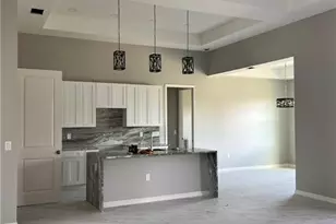 2500 41st St SW, Lehigh Acres, FL 33976 - Photo 11