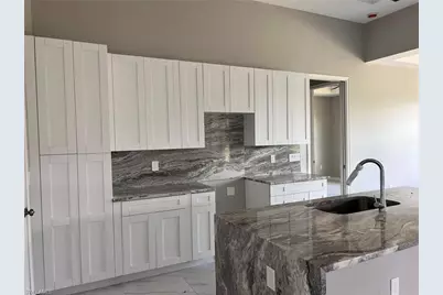 2500 41st St SW, Lehigh Acres, FL 33976 - Photo 23