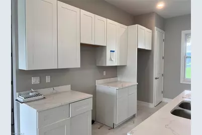 6021 Lindbrook Ave, Fort Myers, FL 33905 - Photo 15