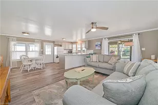 178 W Hampton Dr, Fort Myers, FL 33908 - Photo 9