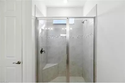 3226 Baravaldo Cir, Cape Coral, FL 33909 - Photo 9